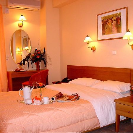 Hotel Naias Paralía Kültér fotó
